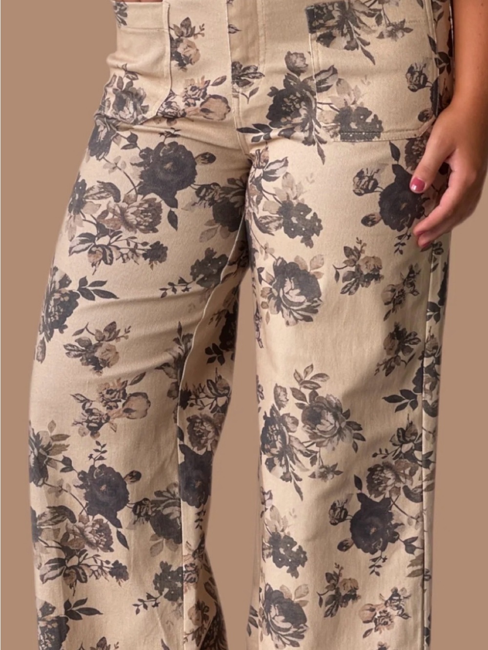 Pilcro Leon wide leg high rise jean size 26